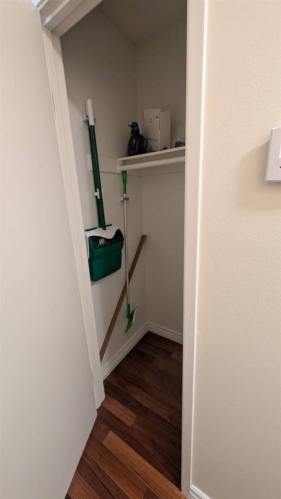 Large Room w/ Pool near Disneyland