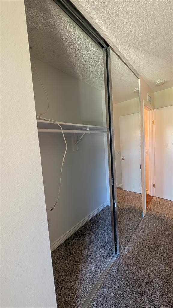 Large Room w/ Pool near Disneyland