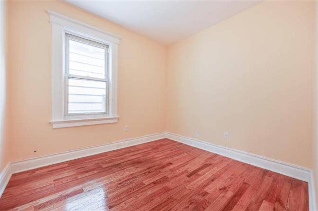 Private room for rent