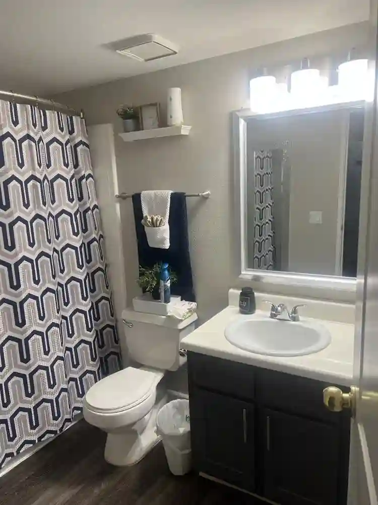 Room available 700/month