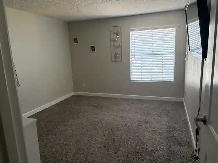 Room available 700/month