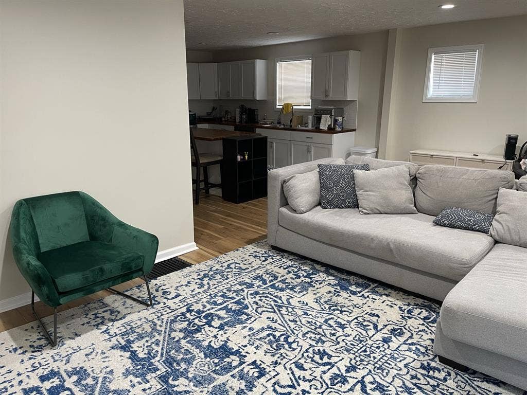 Beautifully Renovated 3BR/2BA