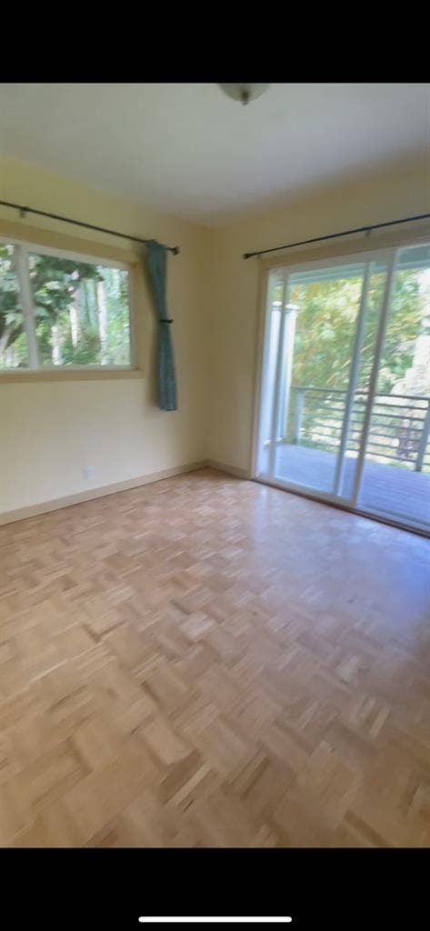 Looking for room mate