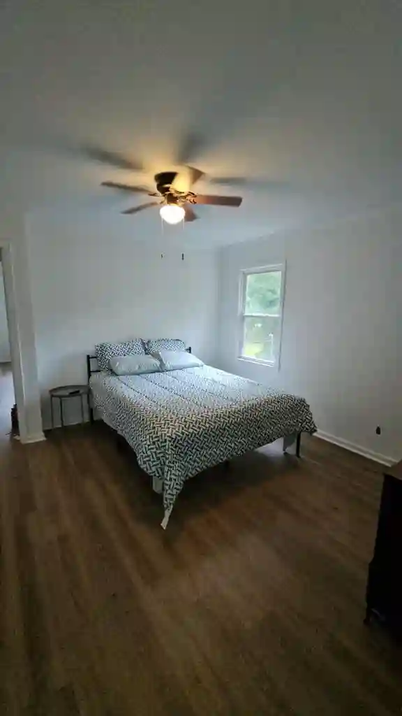 Deluxe Suite | Kimlie Quarters