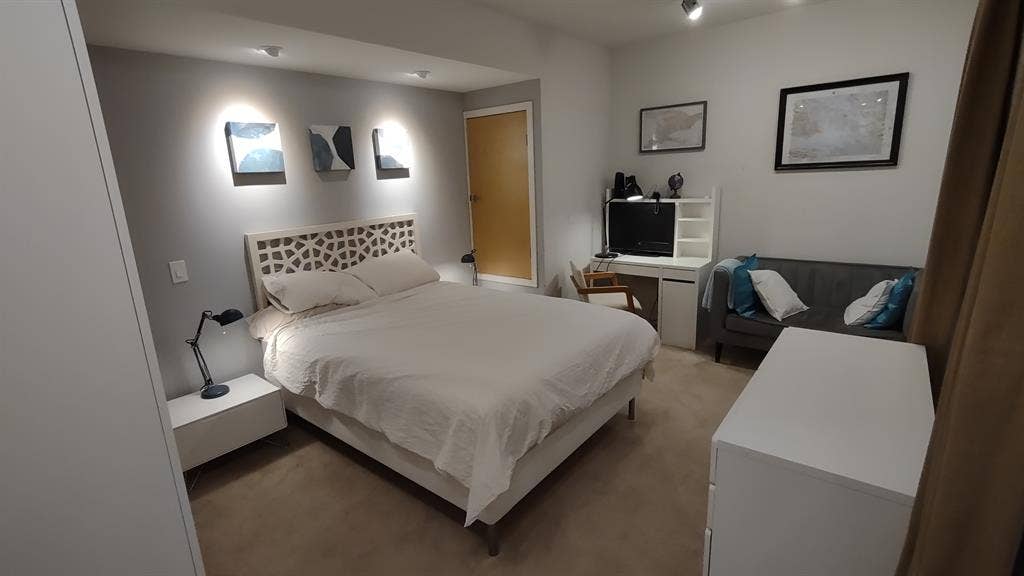 Pnthse, 2st0ry loft, fullAC, garage