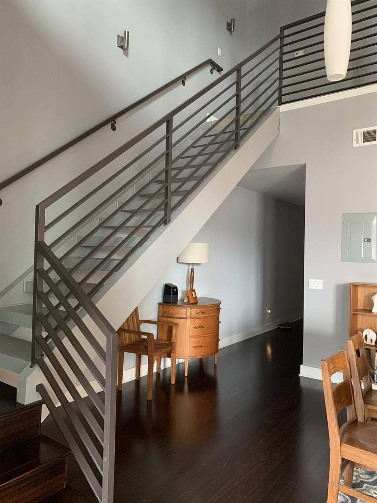 Pnthse, 2st0ry loft, fullAC, garage