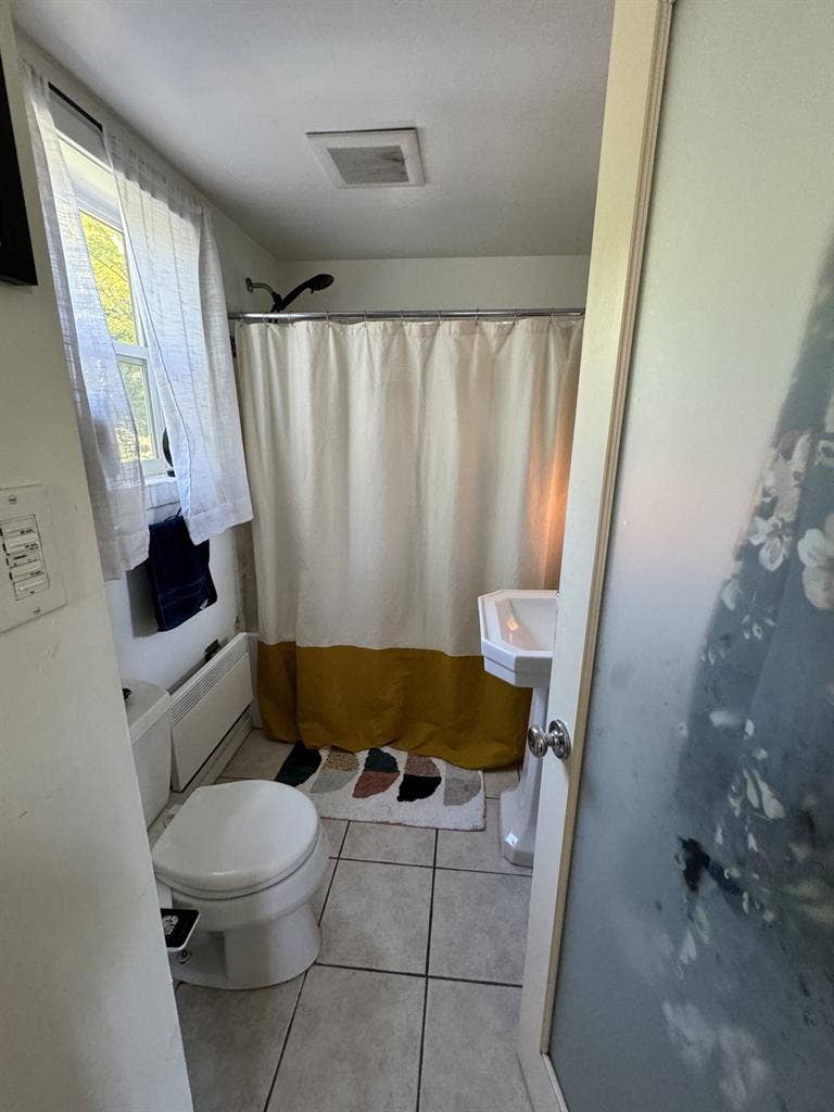 Private daylight basement room
