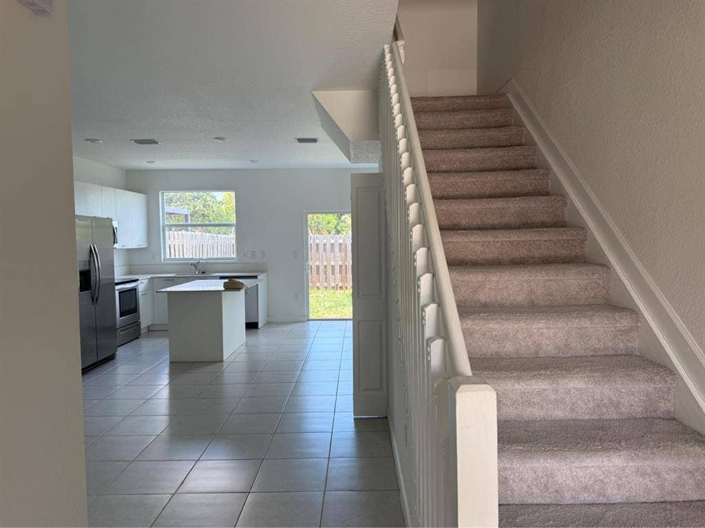 Furnished sublet short term rental