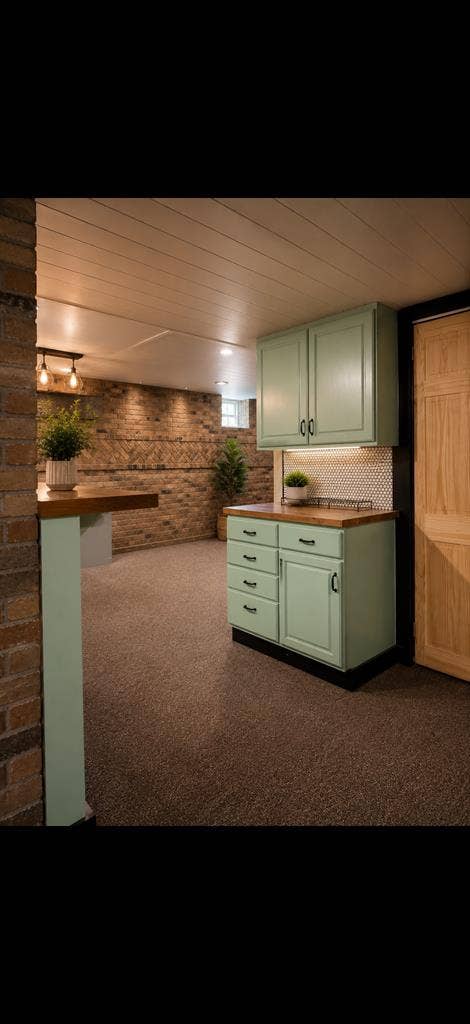 Studio apartment w/ full kit & bath