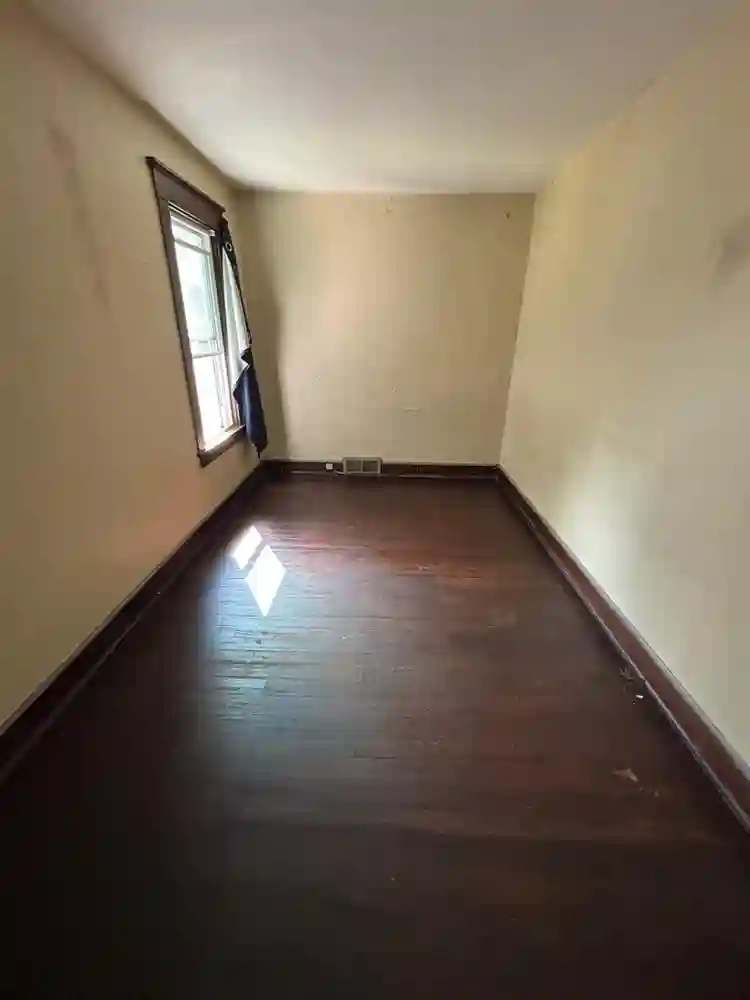 All female home - $800 all included