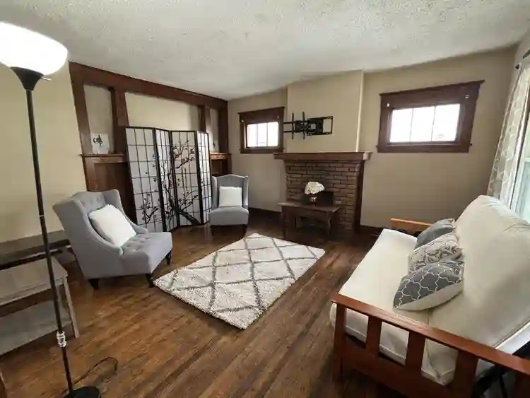 All female home - $800 all included