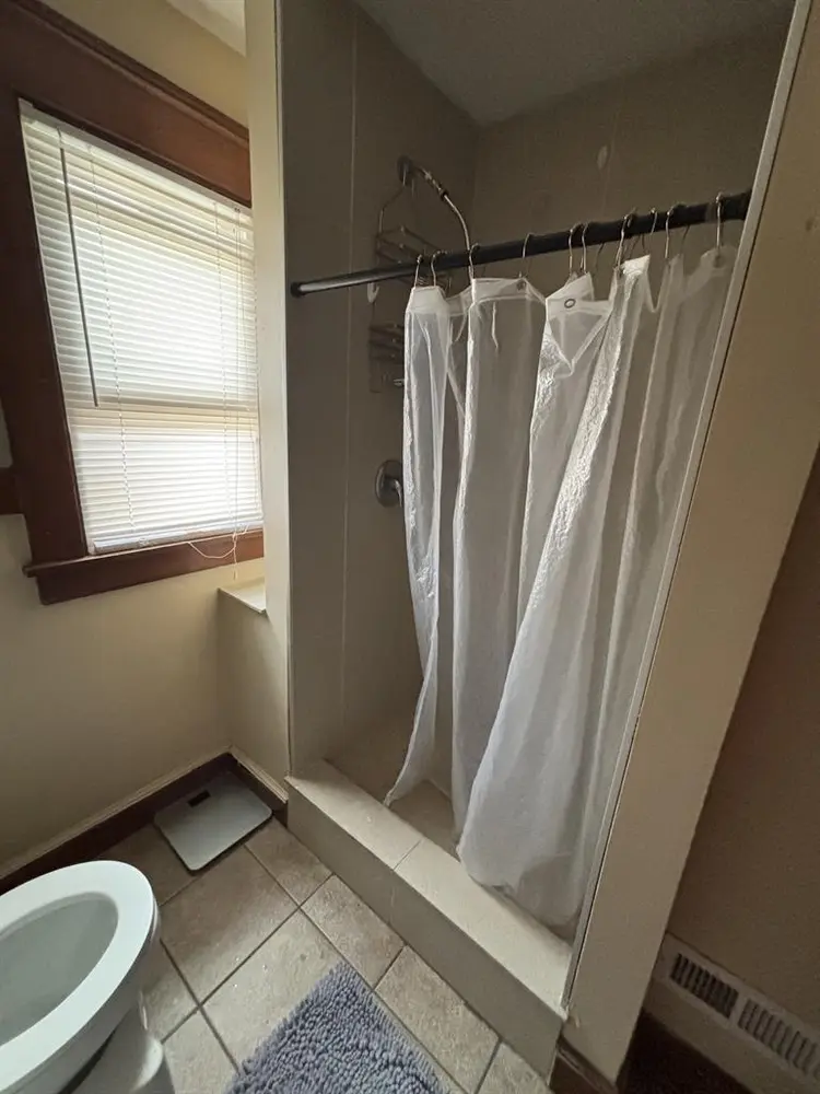 All female home - $800 all included
