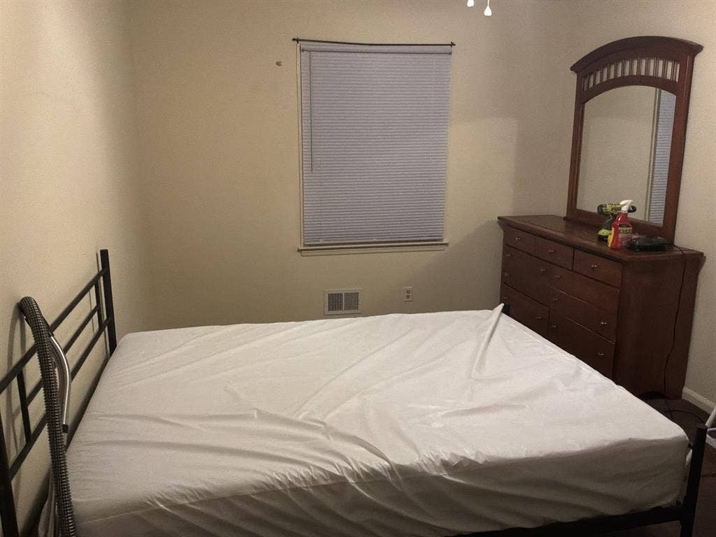 Stone Mountain room for rent