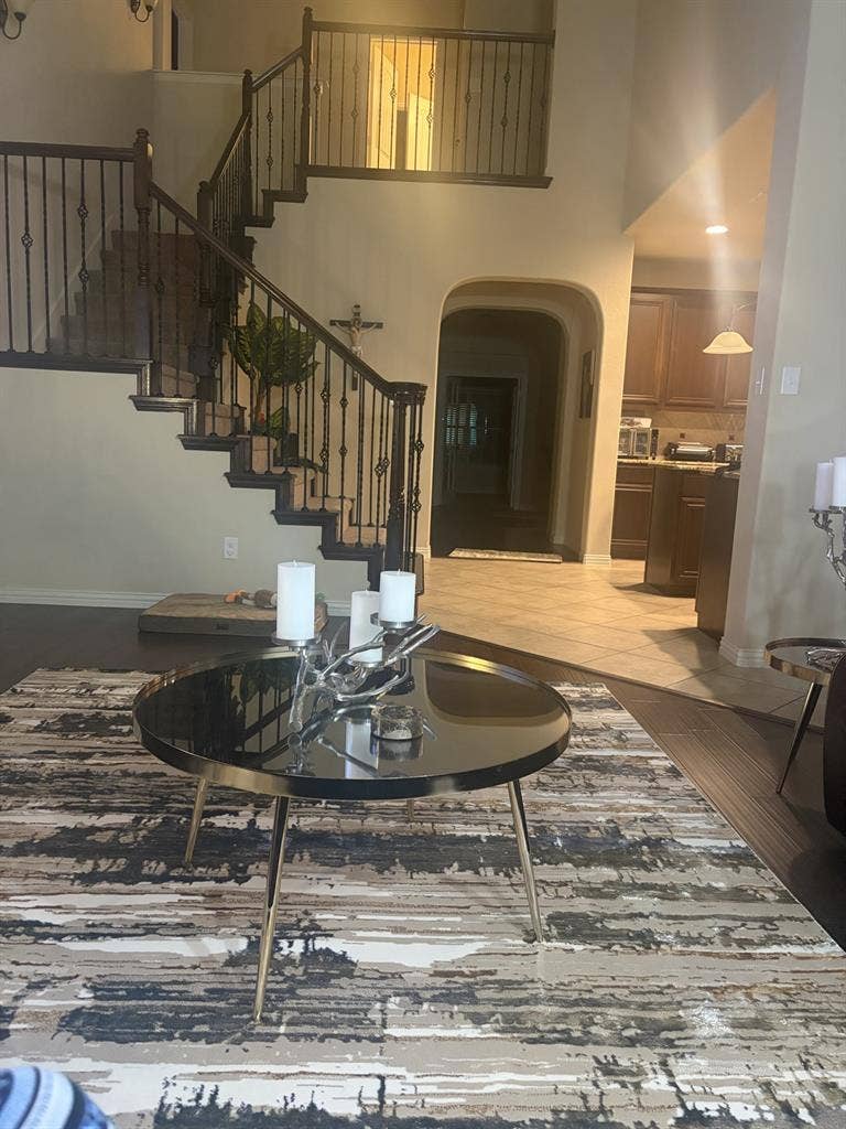 Female Roommate Wanted