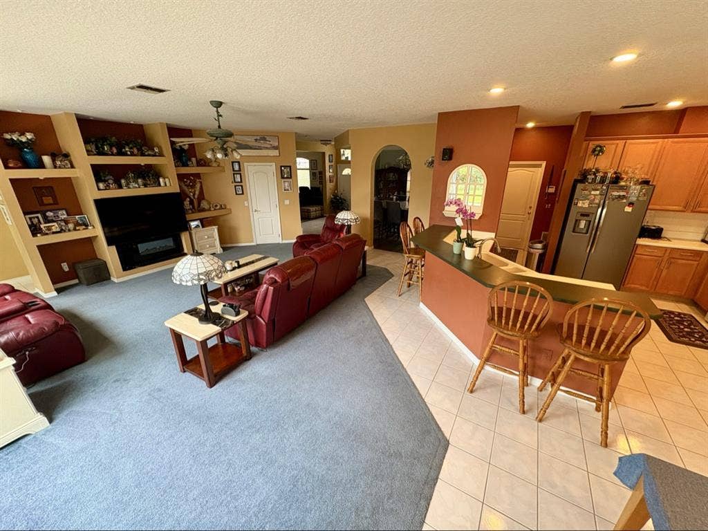 Dr. Phillips-Furnished Junior Suite