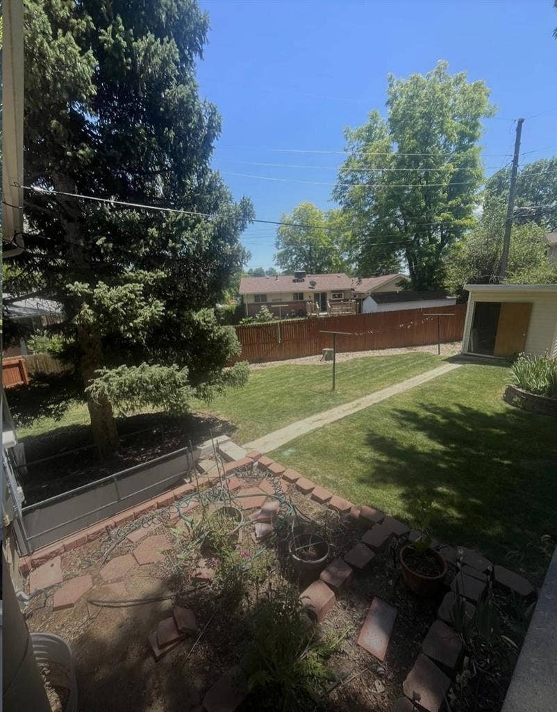 Looking for One roommate