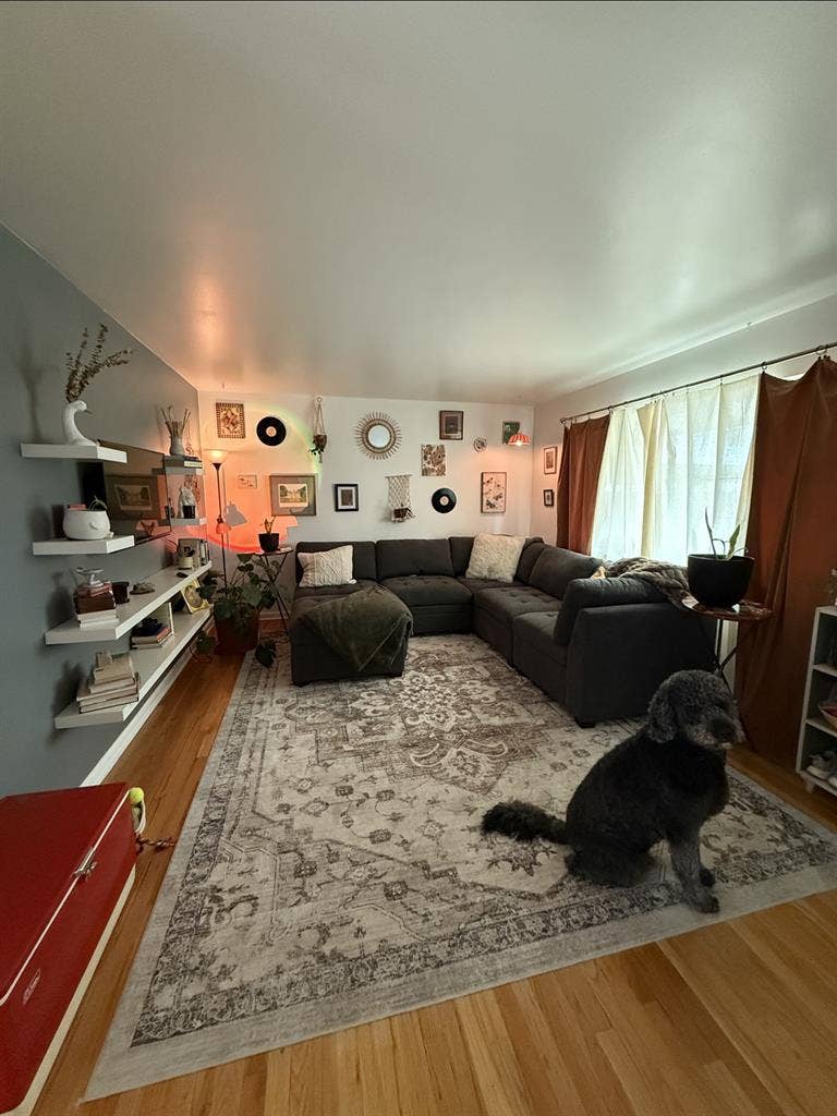 $733 a month house on Drake road