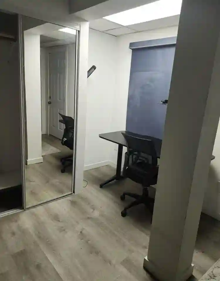 Chula Vista Room Private Entrance