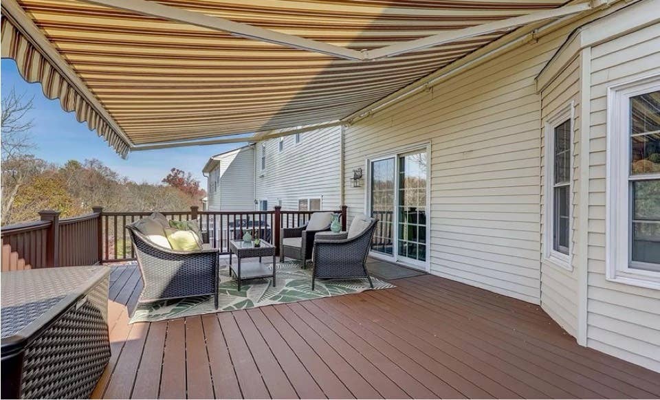 Luxury 3BR Townhome- quiet location