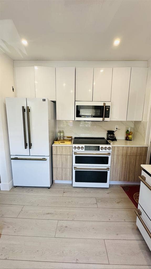 NEW! Luxury Renovated 2BR + office.