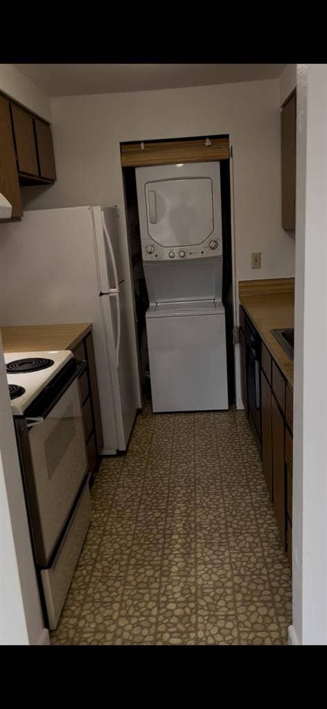 I want to sublease my 1B1B-Bellevue