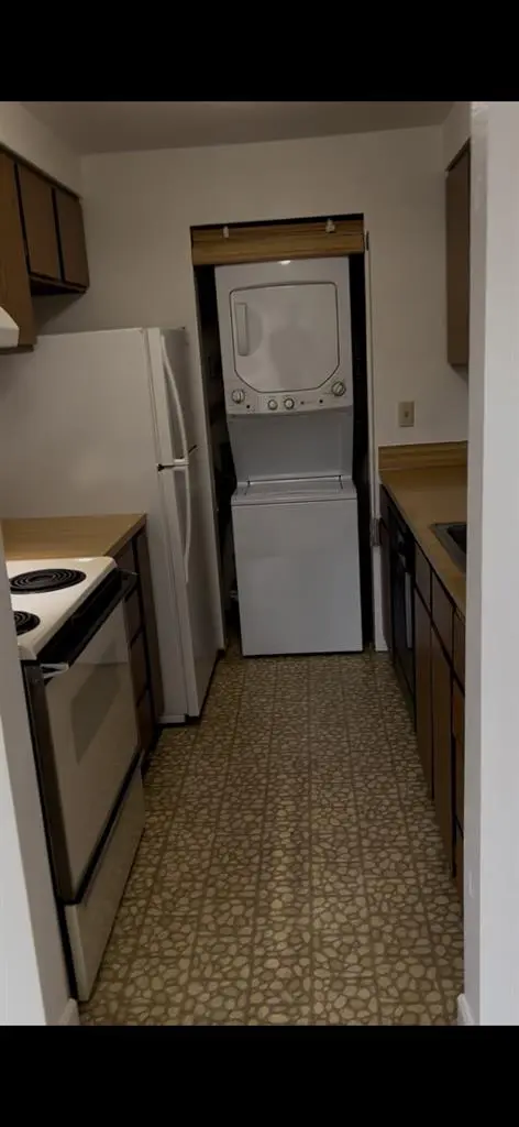 I want to sublease my 1B1B-Bellevue