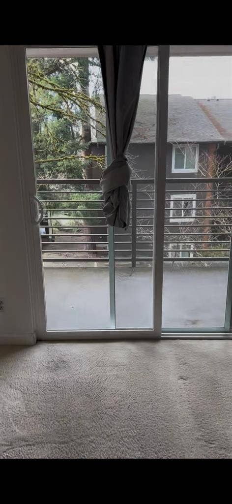 I want to sublease my 1B1B-Bellevue