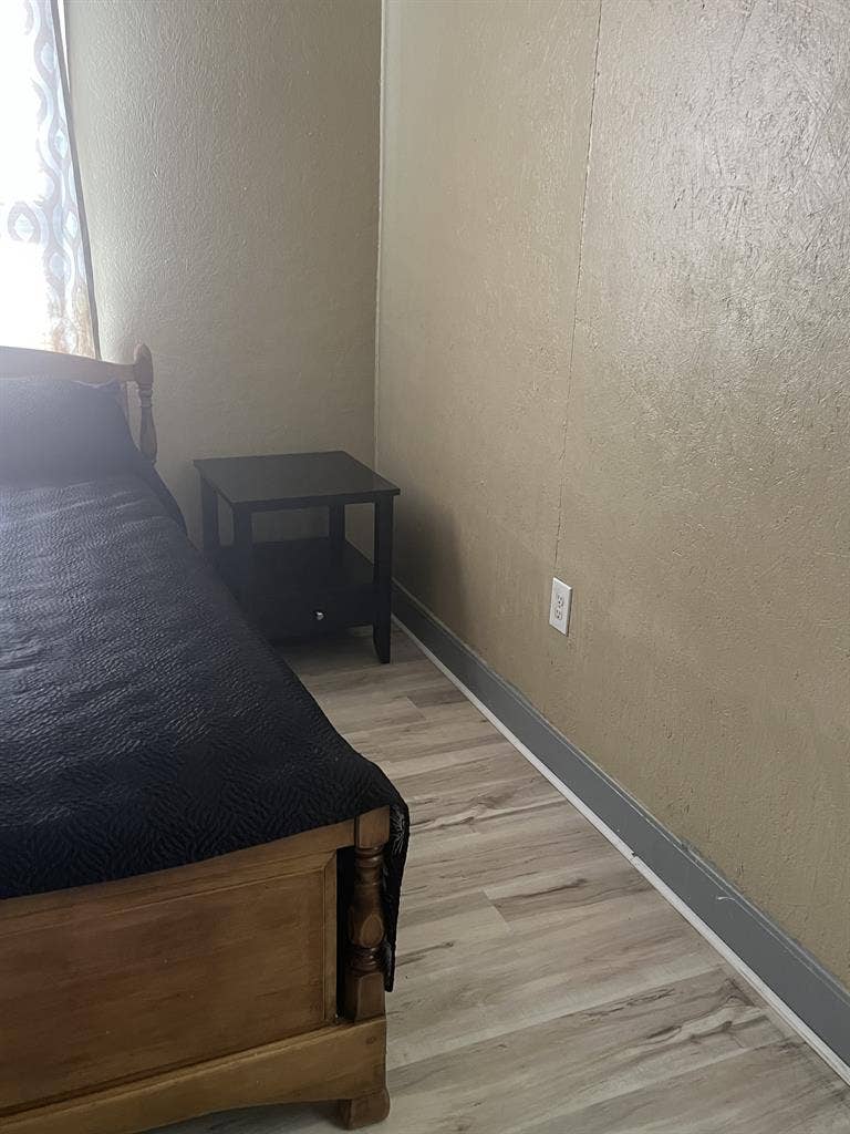 Furnished Room for Rent, Full bed
