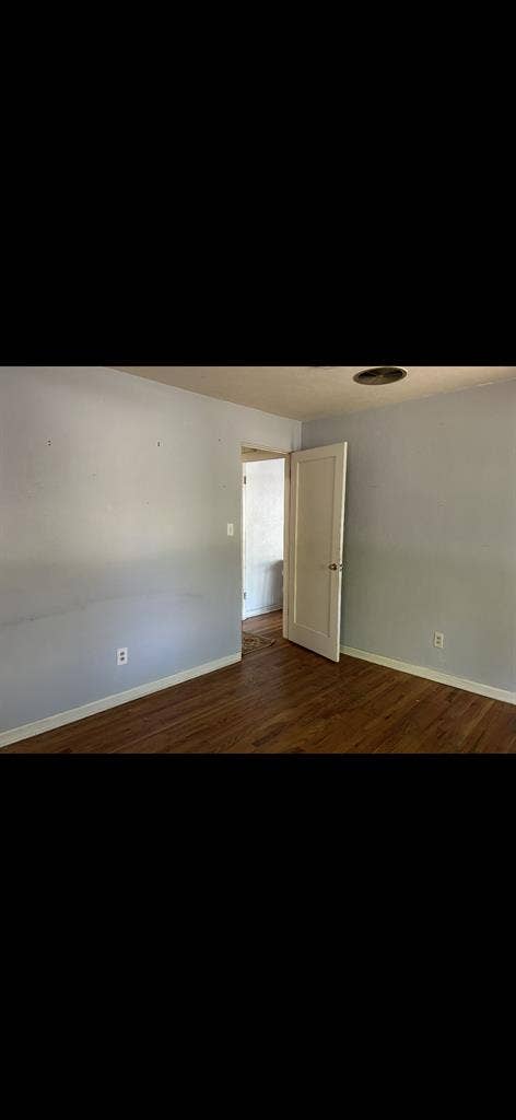 3Bed/1bath home on Boulder Creek.