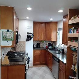 Master bedroom w/ private bathroom