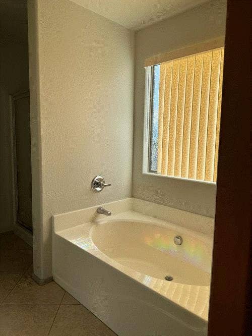 Master Suite - Utilities Included!!