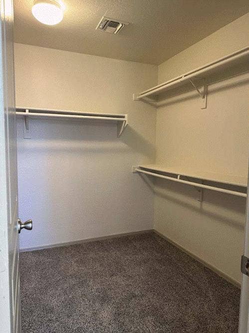 Master Suite - Utilities Included!!