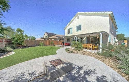 Master Suite - Utilities Included!!