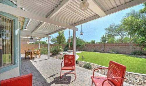 FULLY FURNISHED, UTILITIES INCLUDED