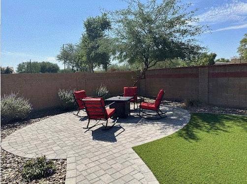 FULLY FURNISHED, UTILITIES INCLUDED