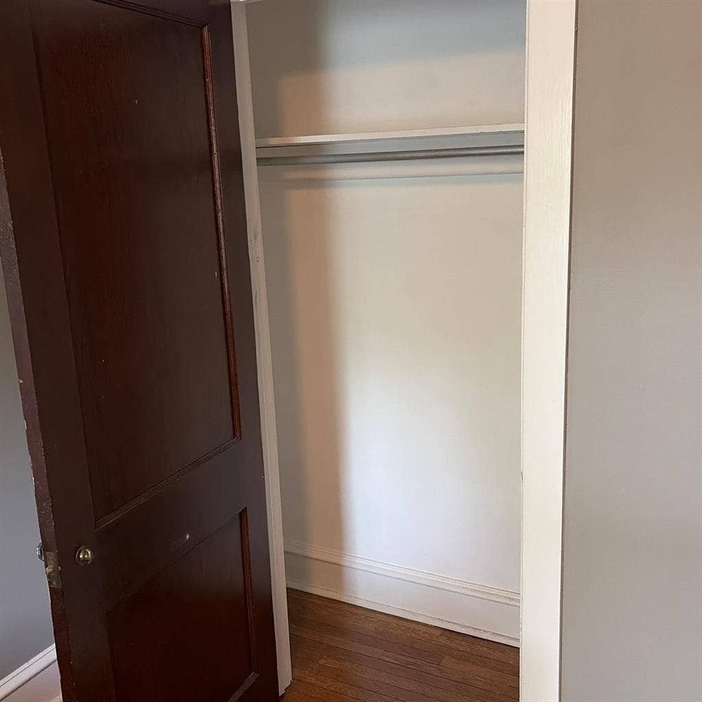 Room Available in Norristown!