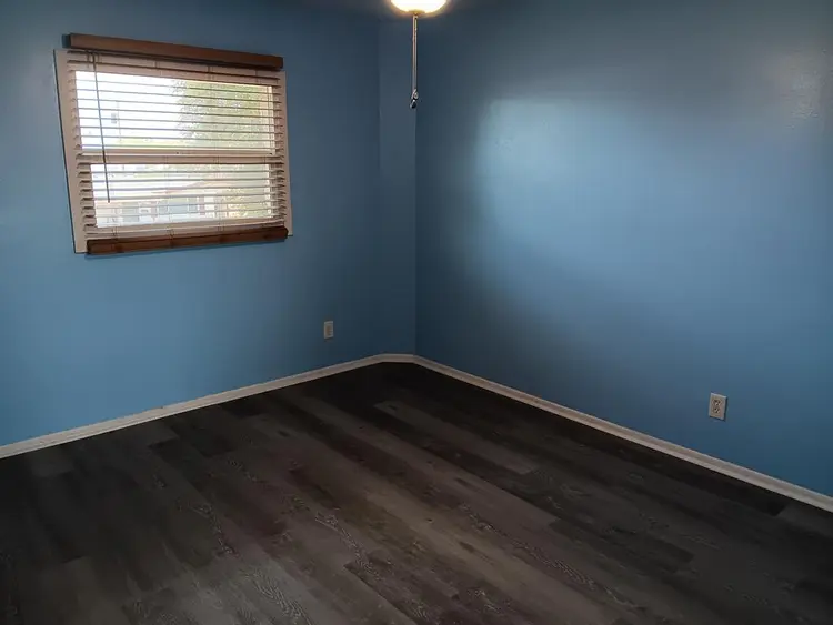 Room Available in Phoenix Condo