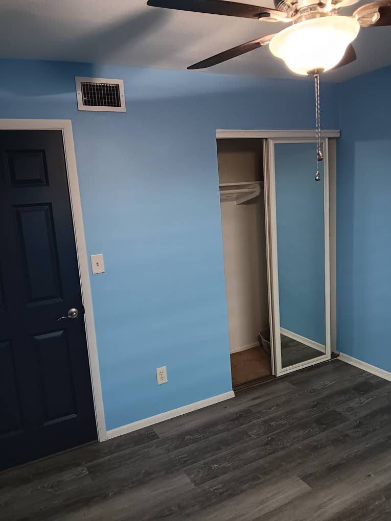 Room Available in Phoenix Condo