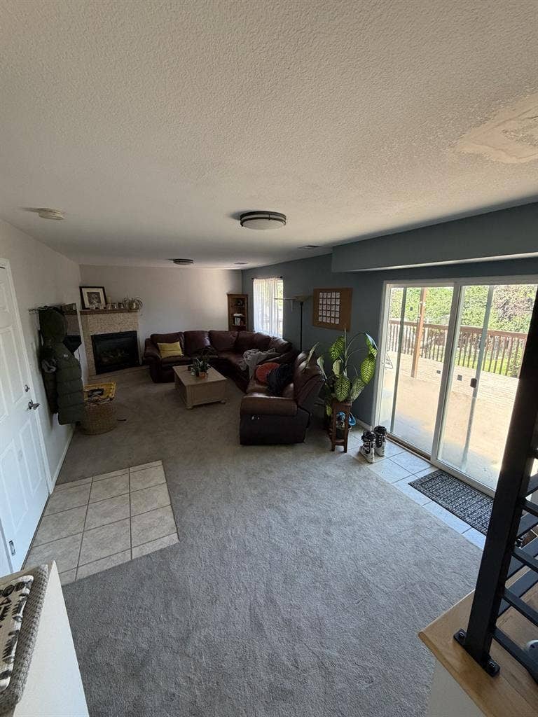 Room available in Lakewood!