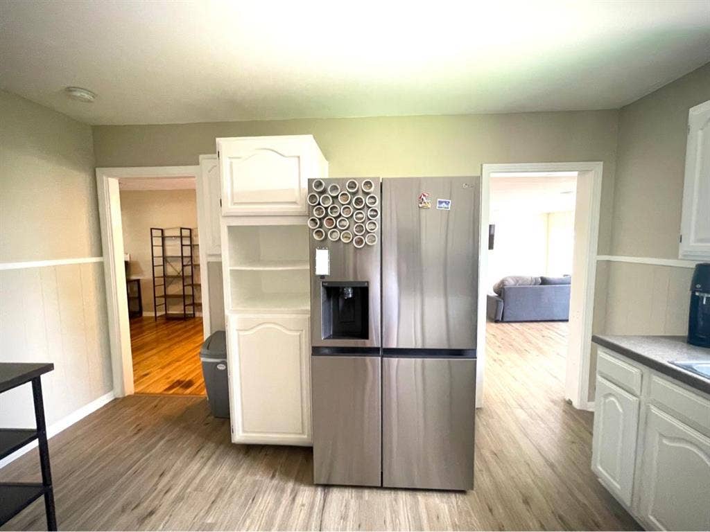 Pet friendly 2 Bedroom, 1 bath