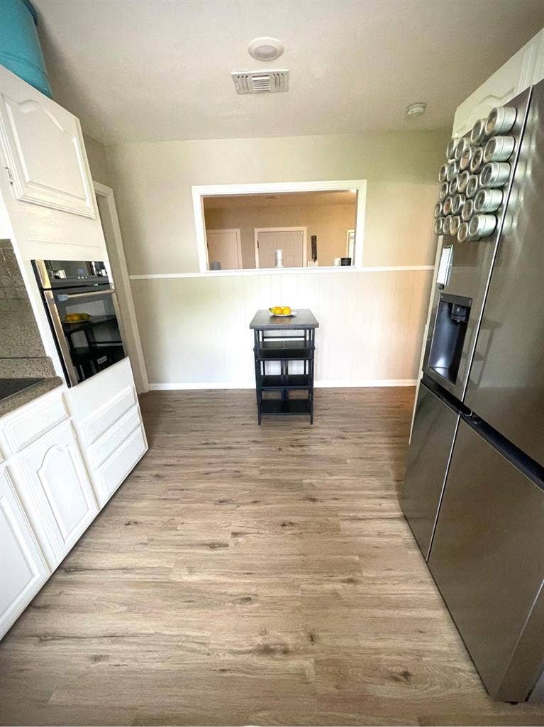 Pet friendly 2 Bedroom, 1 bath