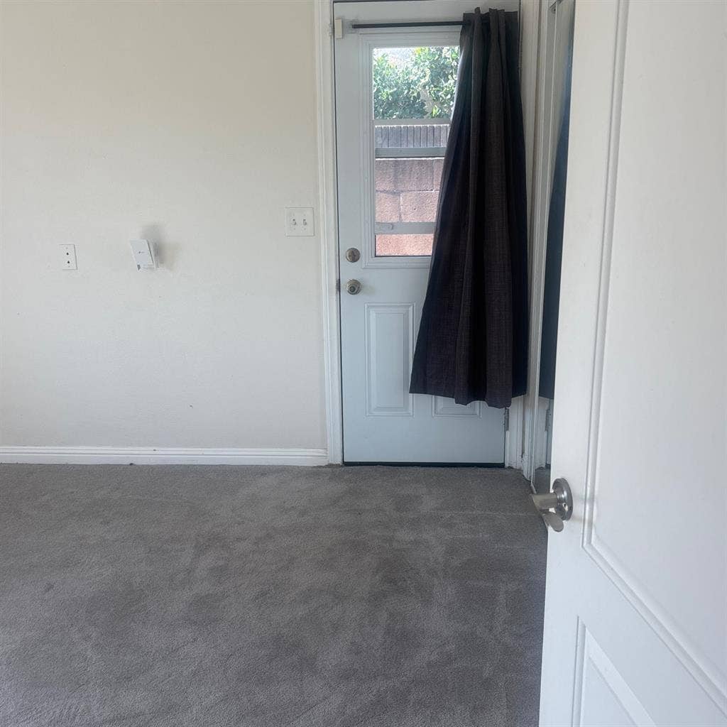 Room for rent in ❤️ old Torrance