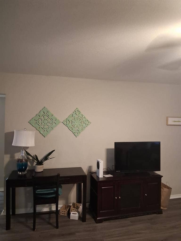 Room For Rent in Energy Corridor