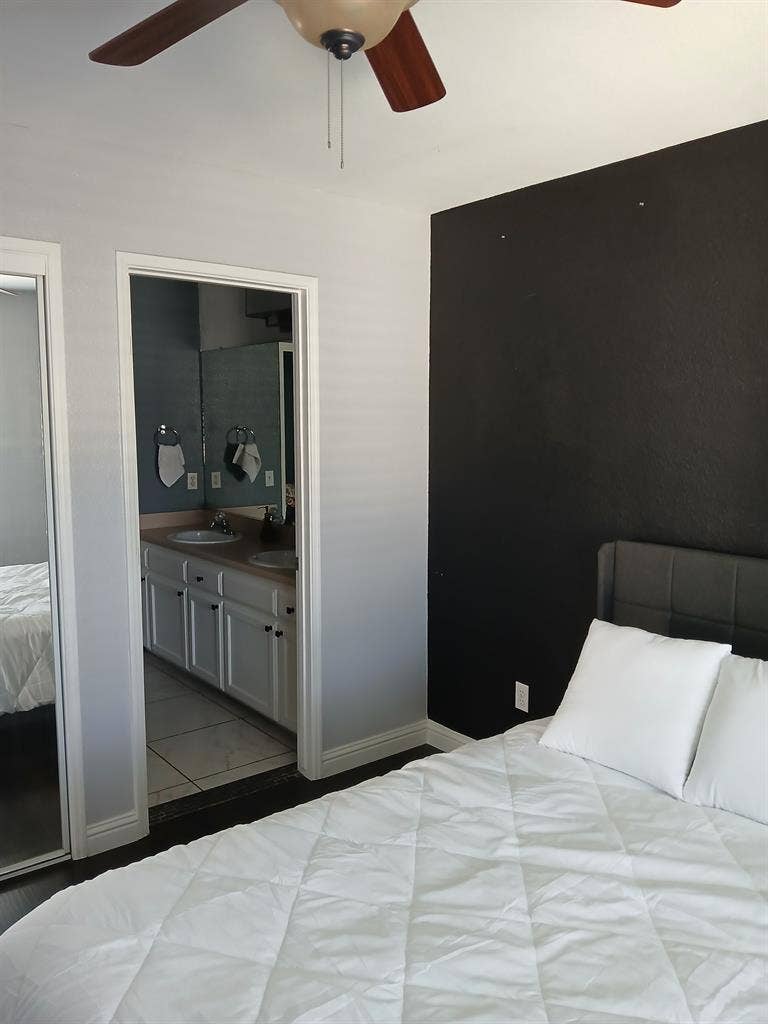 NICE FURNISHED ROOMS!!!