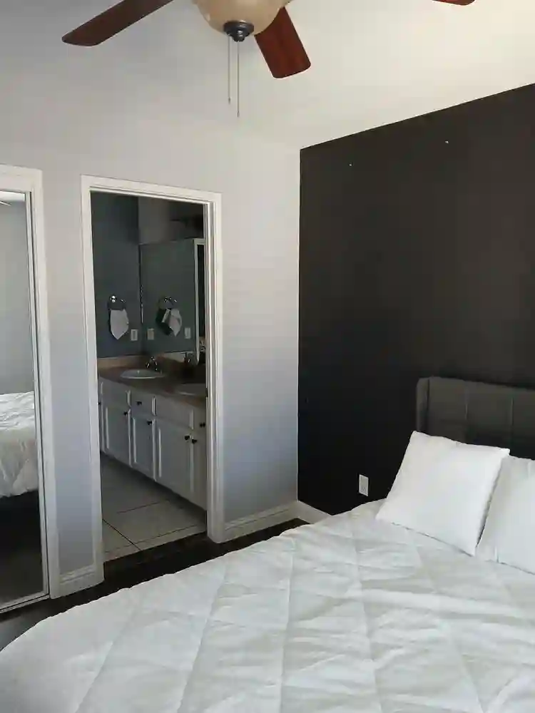 NICE FURNISHED ROOMS!!!