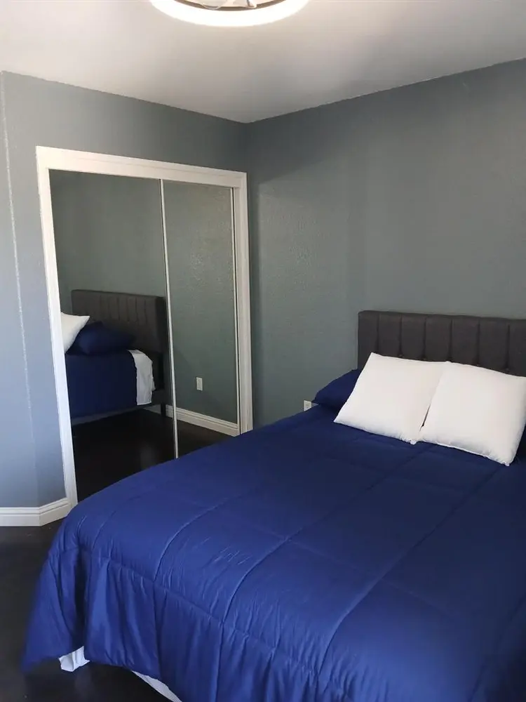 NICE FURNISHED ROOM!!!