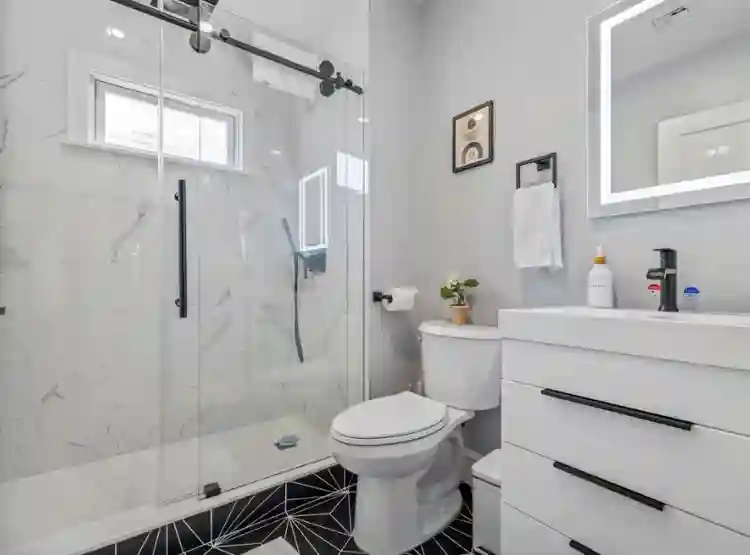 Newly Renovated 7BR 3 Bath