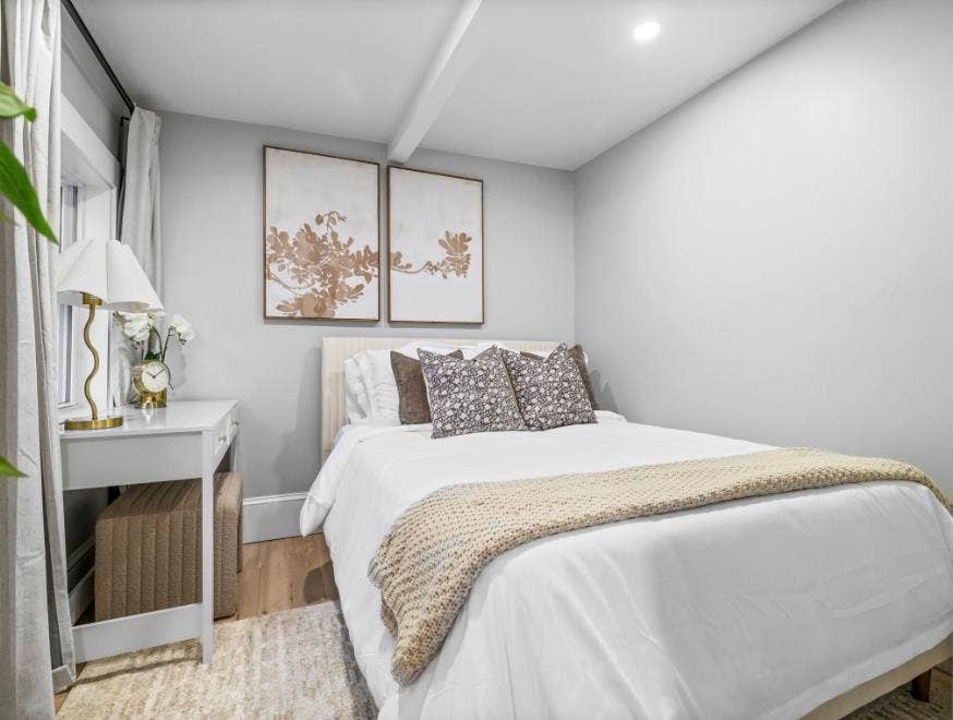 Newly Renovated 7BR 3 Bath