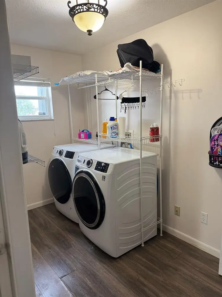 Two Private Rooms Available Now PSL