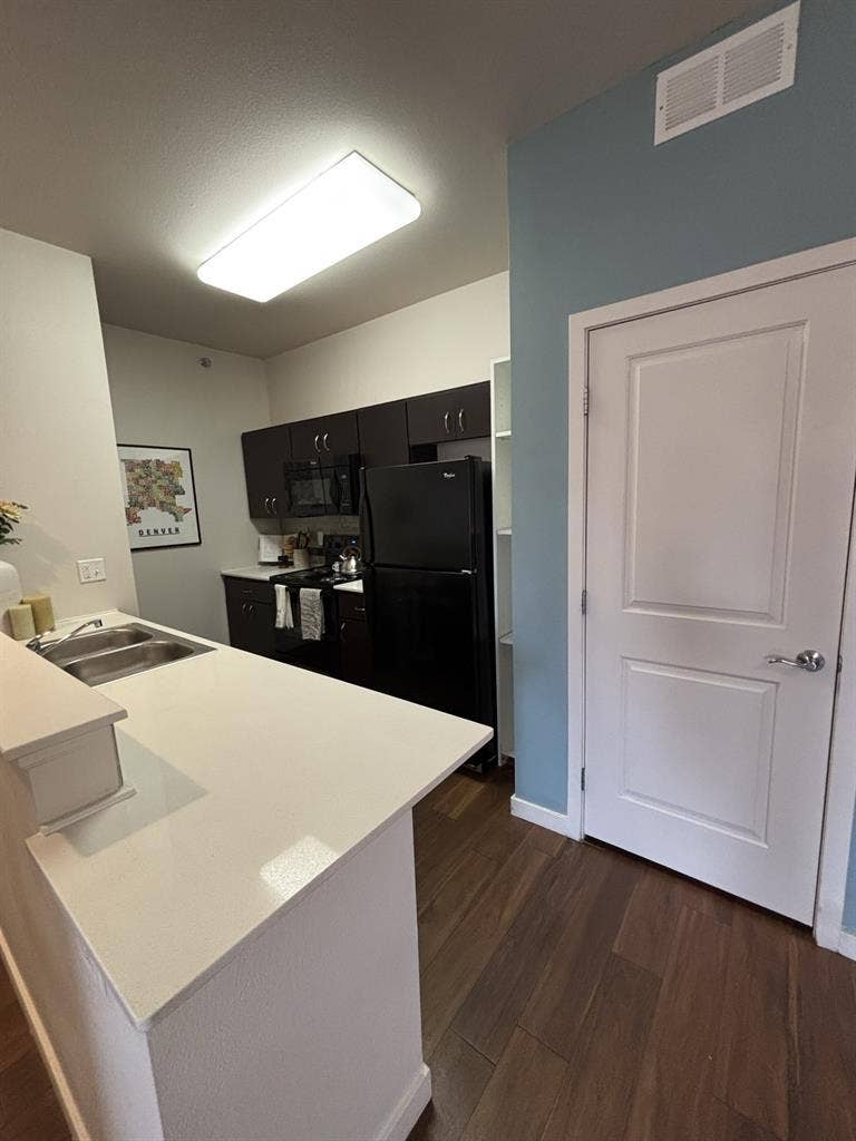 $888 Private Room + Bath